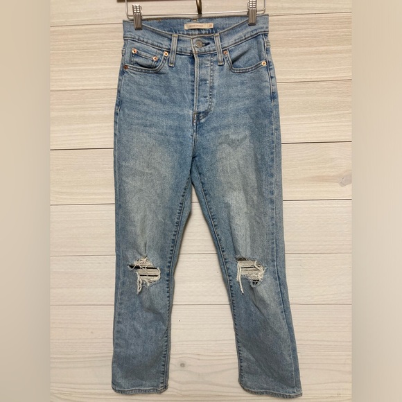 Levi’s Wedgie Button Fly Straight Leg Jean Size 26 - Picture 3 of 10